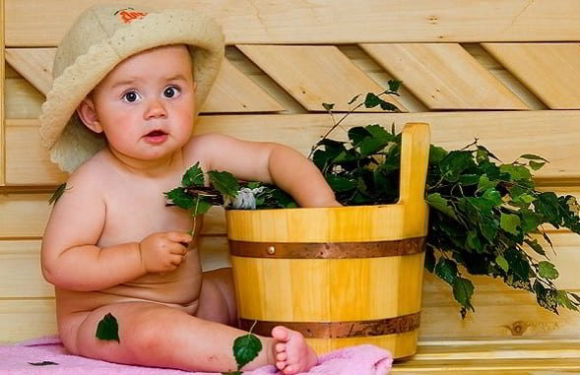 Pirtī kopā ar mazuli