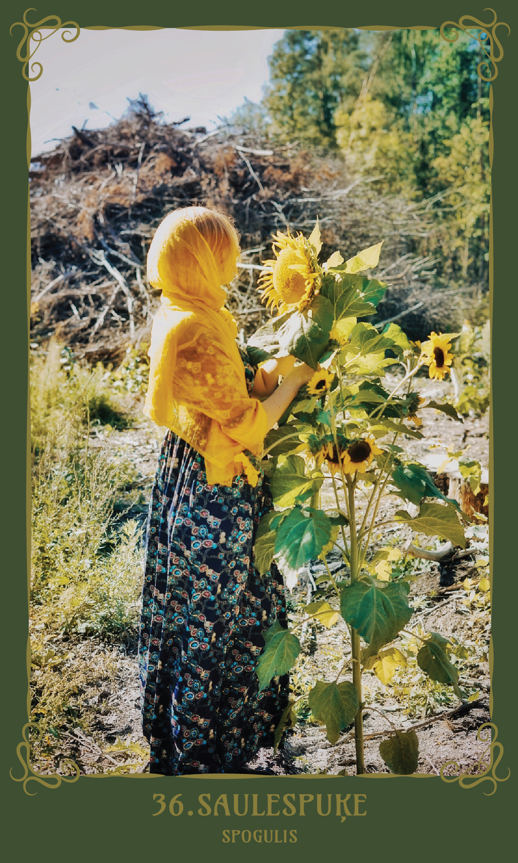 36. Saulespuķe. Spogulis.